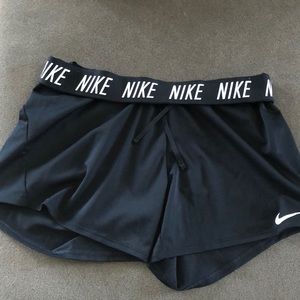 Nike Shorts 💥PRICE IS FIRM💥